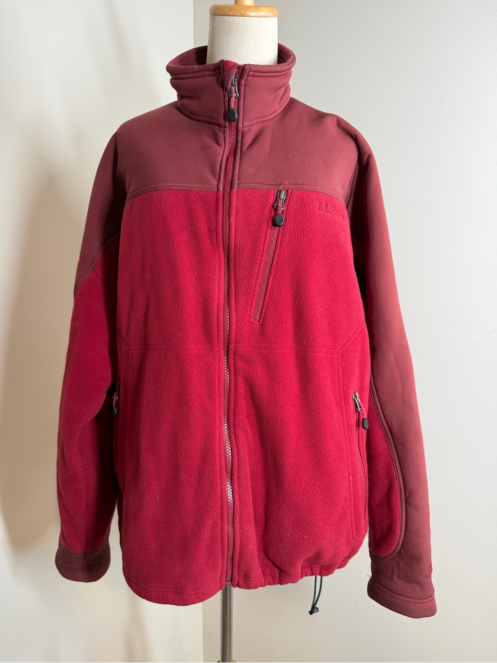 LL Bean Men’s Berry -SZ L- Full Zip Outdoor Fleece Jacket